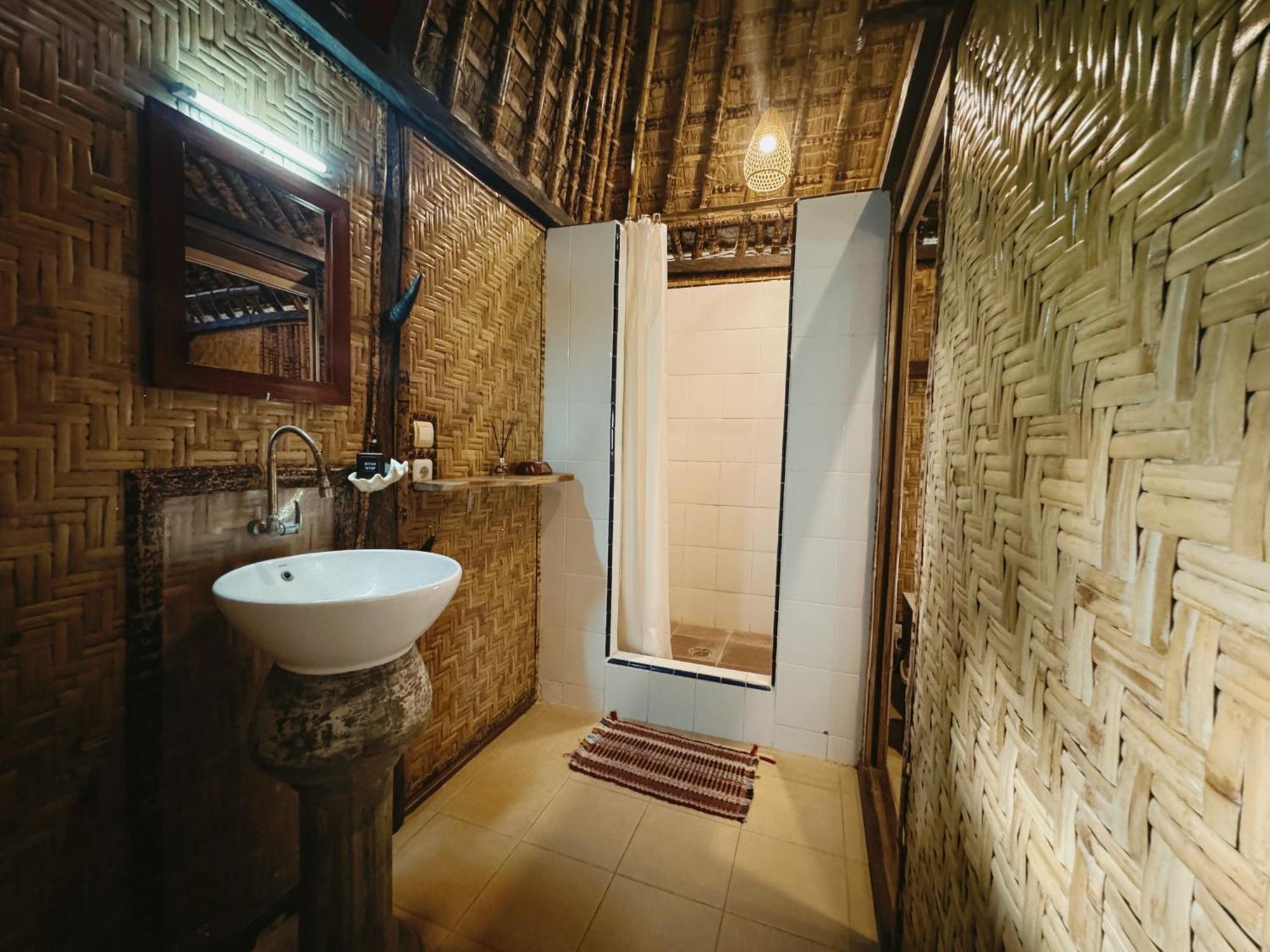 Sasak Experience Hotel Kuta  Kültér fotó